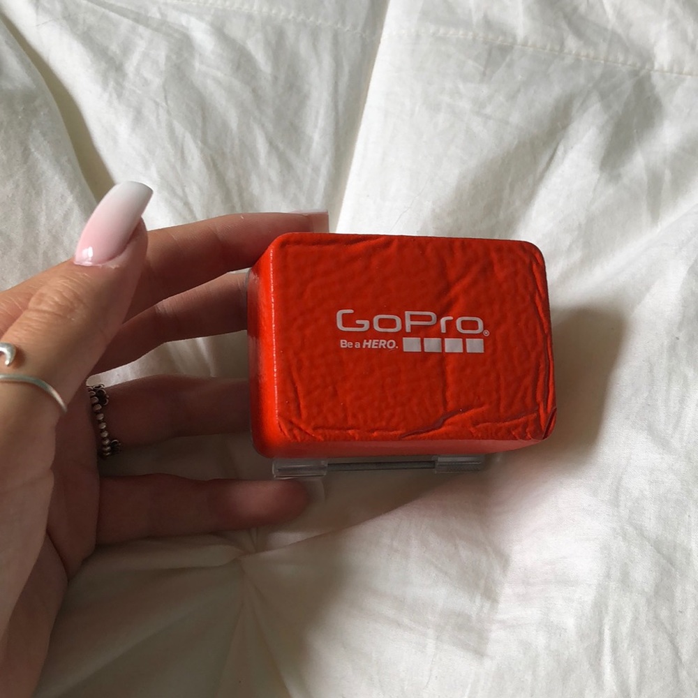 GoPro float door